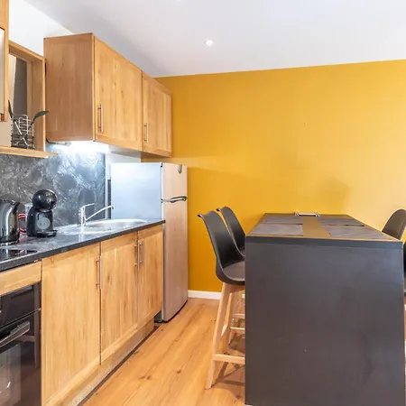 Calme Furnished Flat Aix-les-Bains
